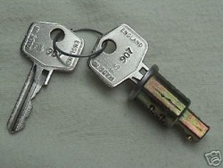 Triumph Bonneville TR6R Steering Lock and Key
